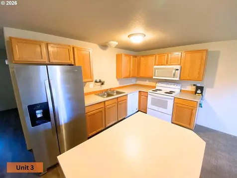 2531 NW Cedar Avenue Redmond OR 97756