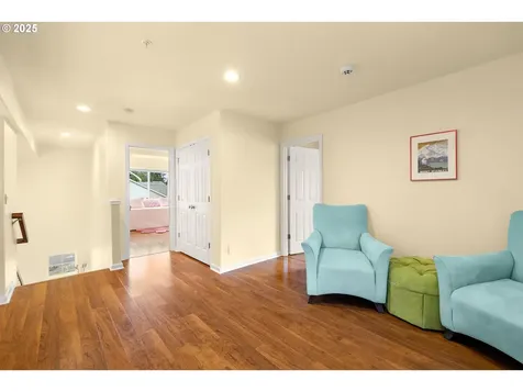 16184 Widman Court Oregon City OR 97045