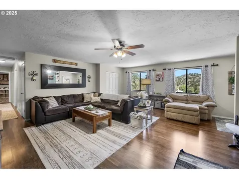 204 Adam Drive Canyon City OR 97820
