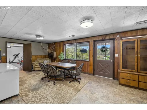 204 Adam Drive Canyon City OR 97820