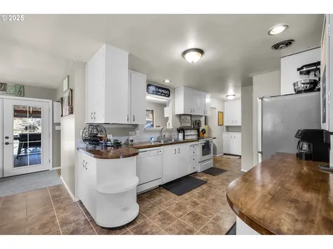 204 Adam Drive Canyon City OR 97820