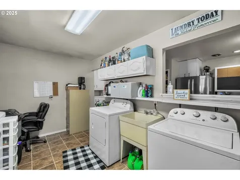 204 Adam Drive Canyon City OR 97820
