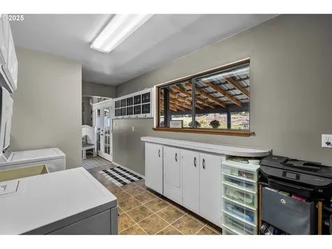 204 Adam Drive Canyon City OR 97820
