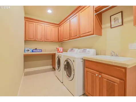 16610 SW Sandstone Court Beaverton OR 97007