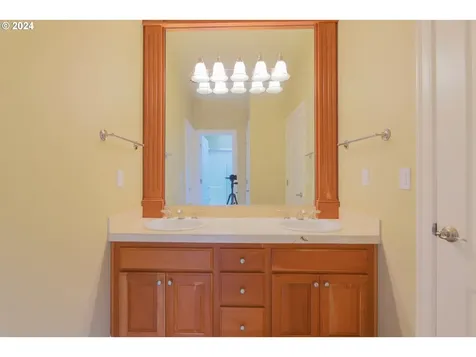 16610 SW Sandstone Court Beaverton OR 97007