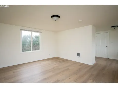 34 NE 192nd Avenue Portland OR 97230