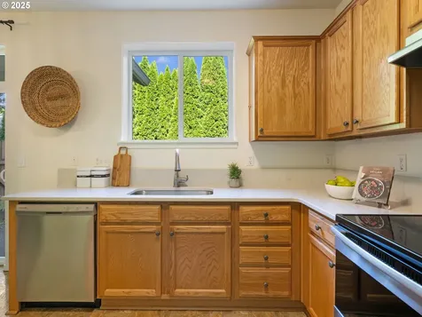 21069 SW Madeira Terrace Sherwood OR 97140