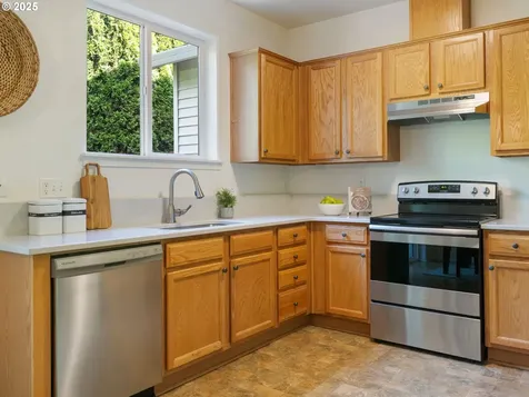 21069 SW Madeira Terrace Sherwood OR 97140