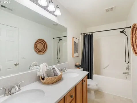 21069 SW Madeira Terrace Sherwood OR 97140