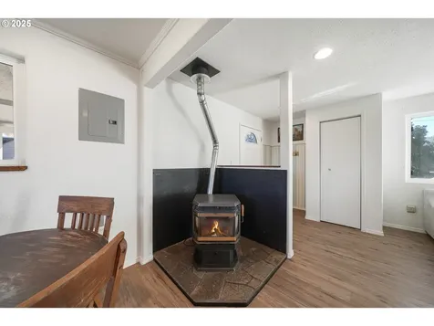 33099 Foster Road Cottage Grove OR 97424