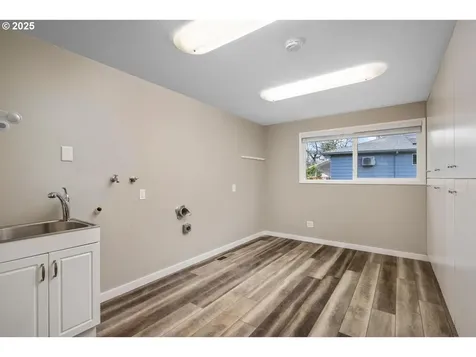 8420 SW Homewood Street Portland OR 97225