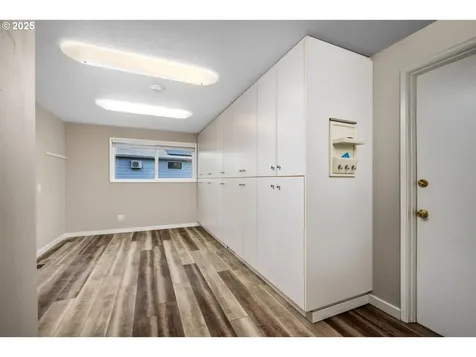 8420 SW Homewood Street Portland OR 97225