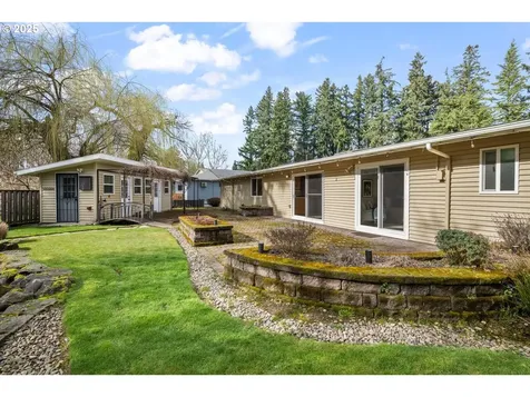 8420 SW Homewood Street Portland OR 97225