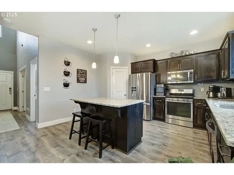 9717 NE 100th Way Vancouver WA 98662