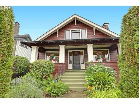 936 SE Sellwood Boulevard Portland OR 97202