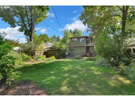 863 W Broadway Eugene OR 97402