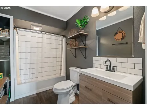 2308 32nd Avenue Longview WA 98632