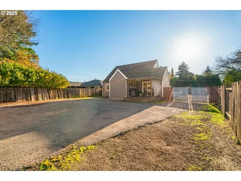 2308 32nd Avenue Longview WA 98632