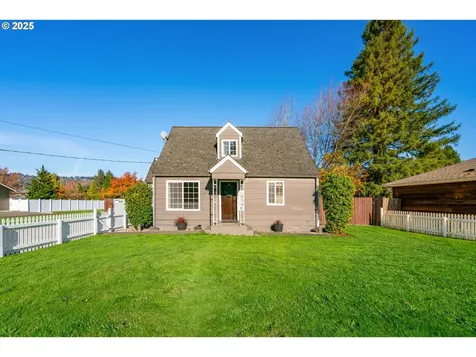 2308 32nd Avenue Longview WA 98632