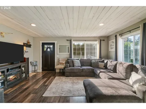 2308 32nd Avenue Longview WA 98632