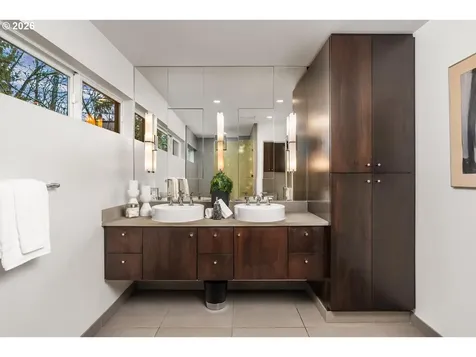 4808 SW Stonebrook Court Portland OR 97239