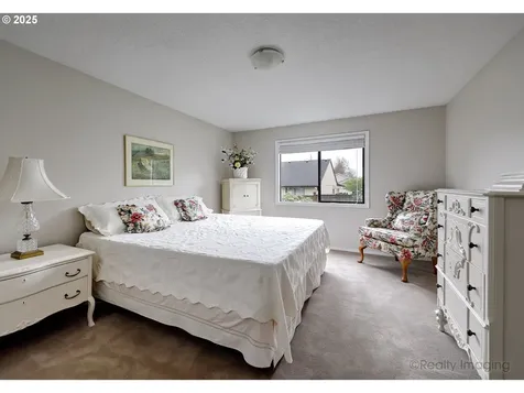 2232 NE 156th Avenue Portland OR 97230