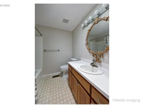 2232 NE 156th Avenue Portland OR 97230