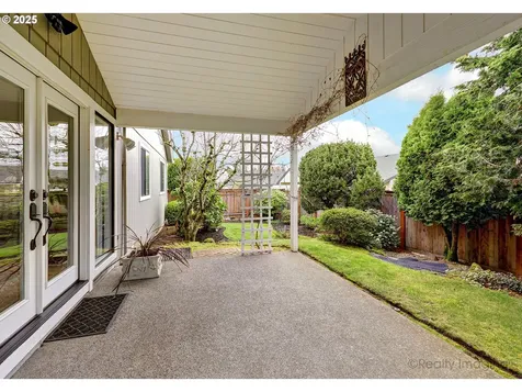 2232 NE 156th Avenue Portland OR 97230