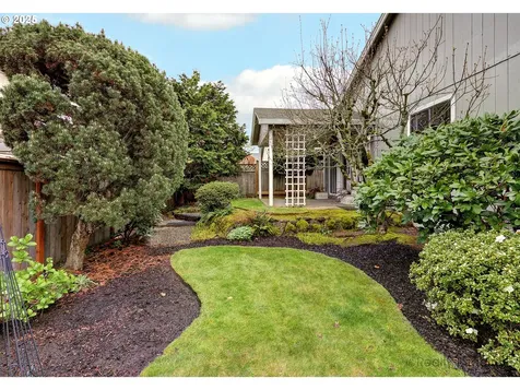 2232 NE 156th Avenue Portland OR 97230