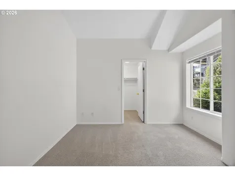 6006 SW View Point Terrace Portland OR 97239