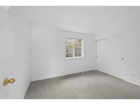 6006 SW View Point Terrace Portland OR 97239