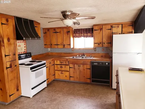 72584 Yarrington Road Elgin OR 97827