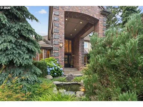 3039 NW Lacamas Drive Camas WA 98607