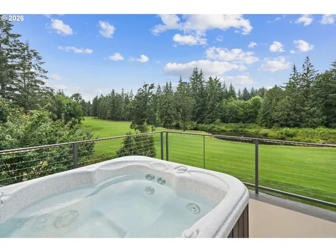 3039 NW Lacamas Drive Camas WA 98607