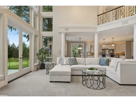 3039 NW Lacamas Drive Camas WA 98607