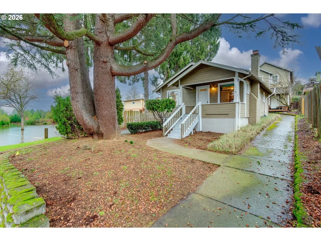 900 NE 91st Avenue Portland OR 97220