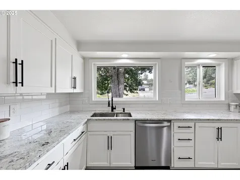 3425 Chambers Street Eugene OR 97405