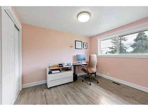 3425 Chambers Street Eugene OR 97405