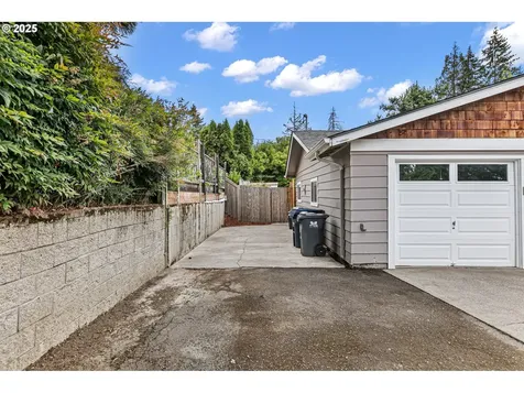 3425 Chambers Street Eugene OR 97405