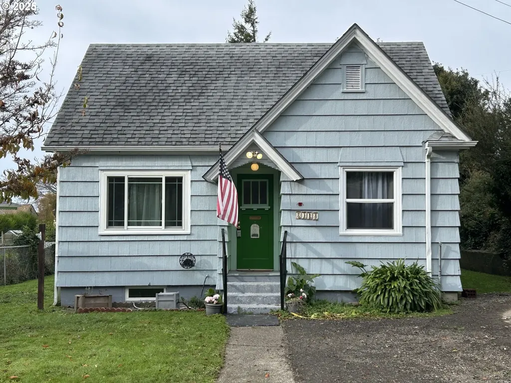 2318 Liberty Street North Bend OR 97459