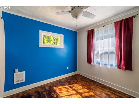 2318 Liberty Street North Bend OR 97459