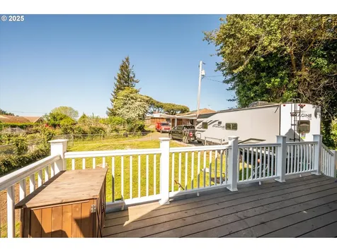 2318 Liberty Street North Bend OR 97459