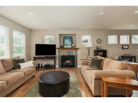 1190 SE 2nd Court Lincoln City OR 97367