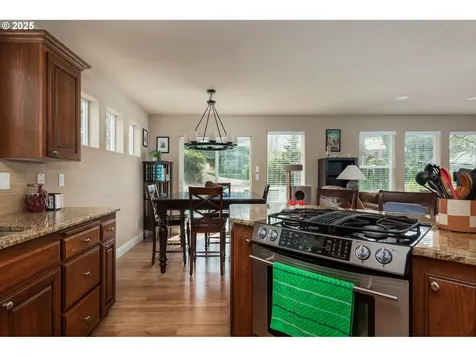 1190 SE 2nd Court Lincoln City OR 97367
