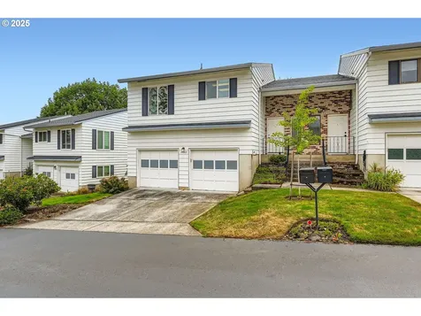 14862 NE Rose Parkway Portland OR 97230