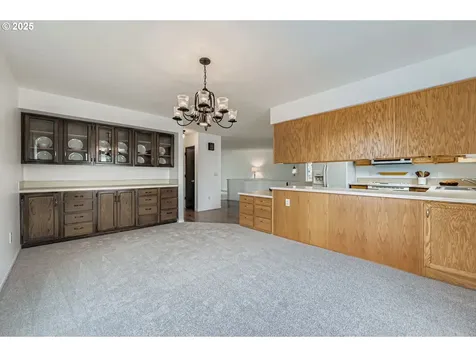 14862 NE Rose Parkway Portland OR 97230