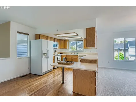 14862 NE Rose Parkway Portland OR 97230