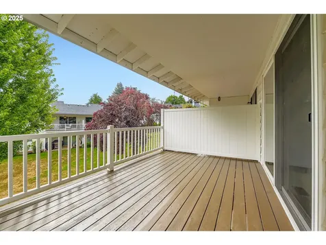14862 NE Rose Parkway Portland OR 97230