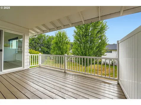 14862 NE Rose Parkway Portland OR 97230