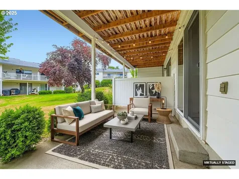 14862 NE Rose Parkway Portland OR 97230